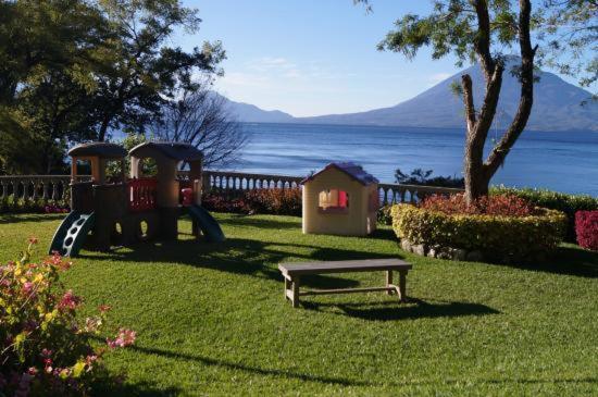 The Paradise Of Atitlan Suites - Free Breakfast Supplies パナハチェル エクステリア 写真
