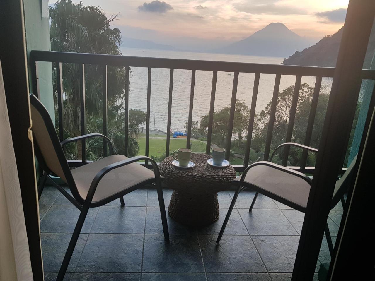 The Paradise Of Atitlan Suites - Free Breakfast Supplies パナハチェル エクステリア 写真
