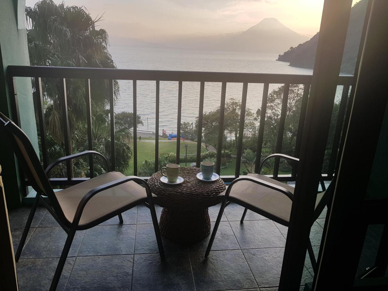 The Paradise Of Atitlan Suites - Free Breakfast Supplies パナハチェル エクステリア 写真