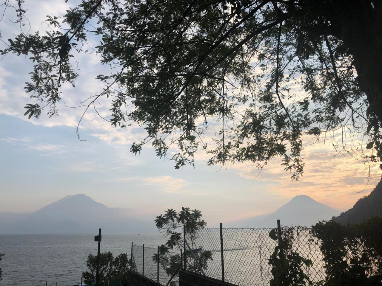 The Paradise Of Atitlan Suites - Free Breakfast Supplies パナハチェル エクステリア 写真